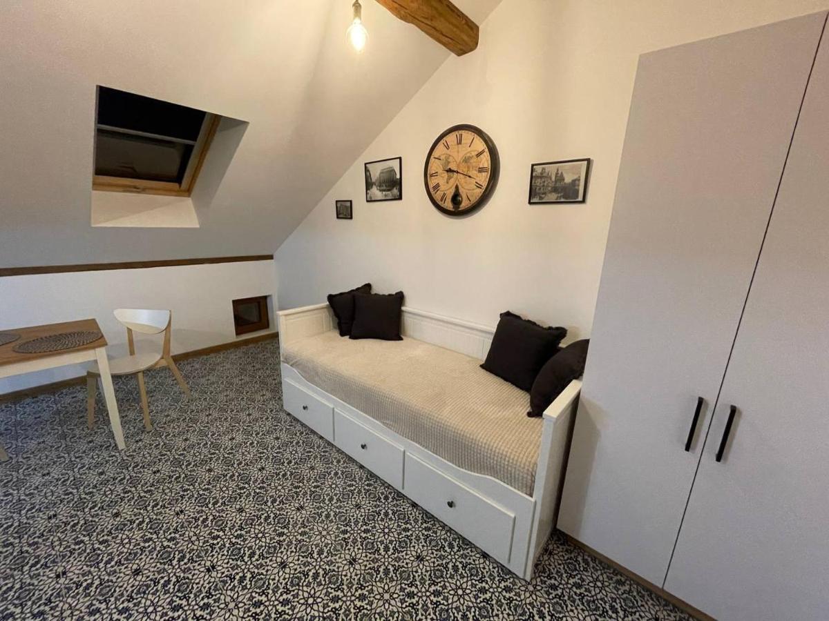 Apartments Galicia Львов Экстерьер фото